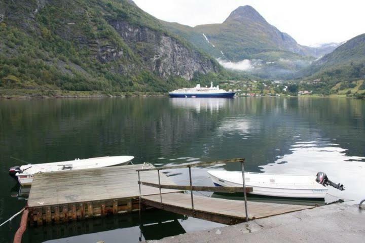 Solhaug Fjordcamping Geiranger Exterior photo